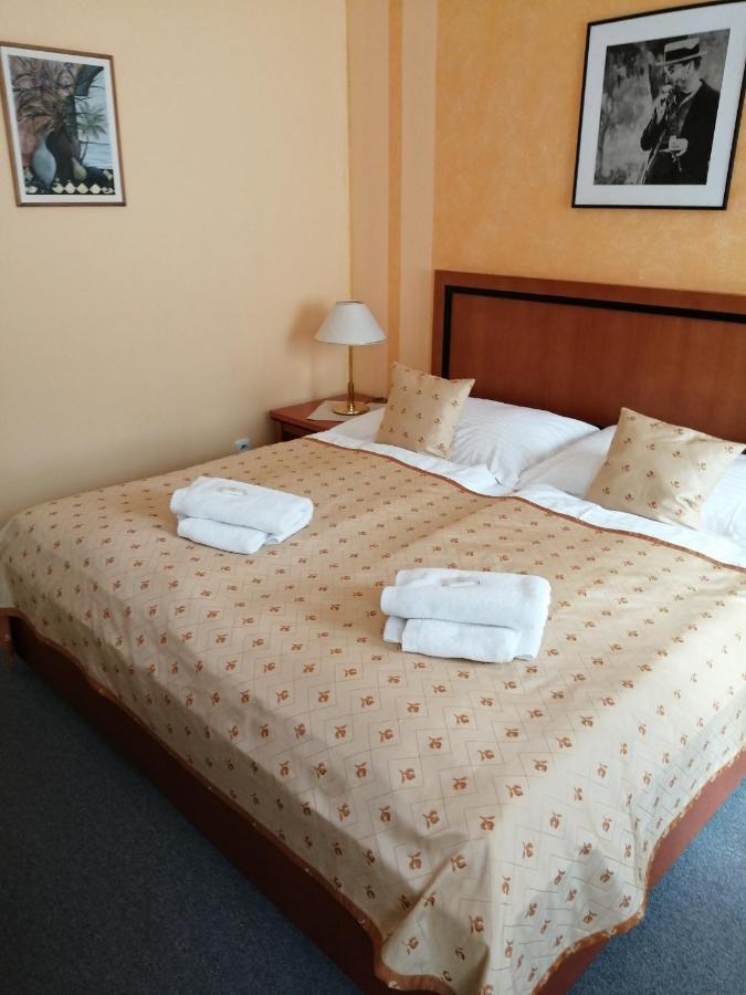 Apartmany Cesky Dvur 마리안스케 라즈네 외부 사진